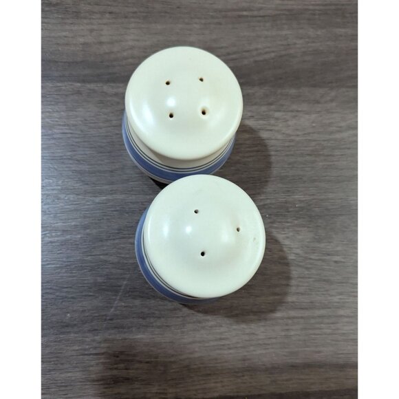 Pfaltzgraff Rio Ceramic Bue Pattern Salt and Pepper Shakers Vintage - Picture 4 of 7